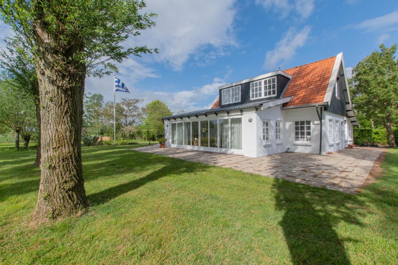 Prachtig Gelegen Vrijstaand Landhuis Hansweert ภายนอก รูปภาพ